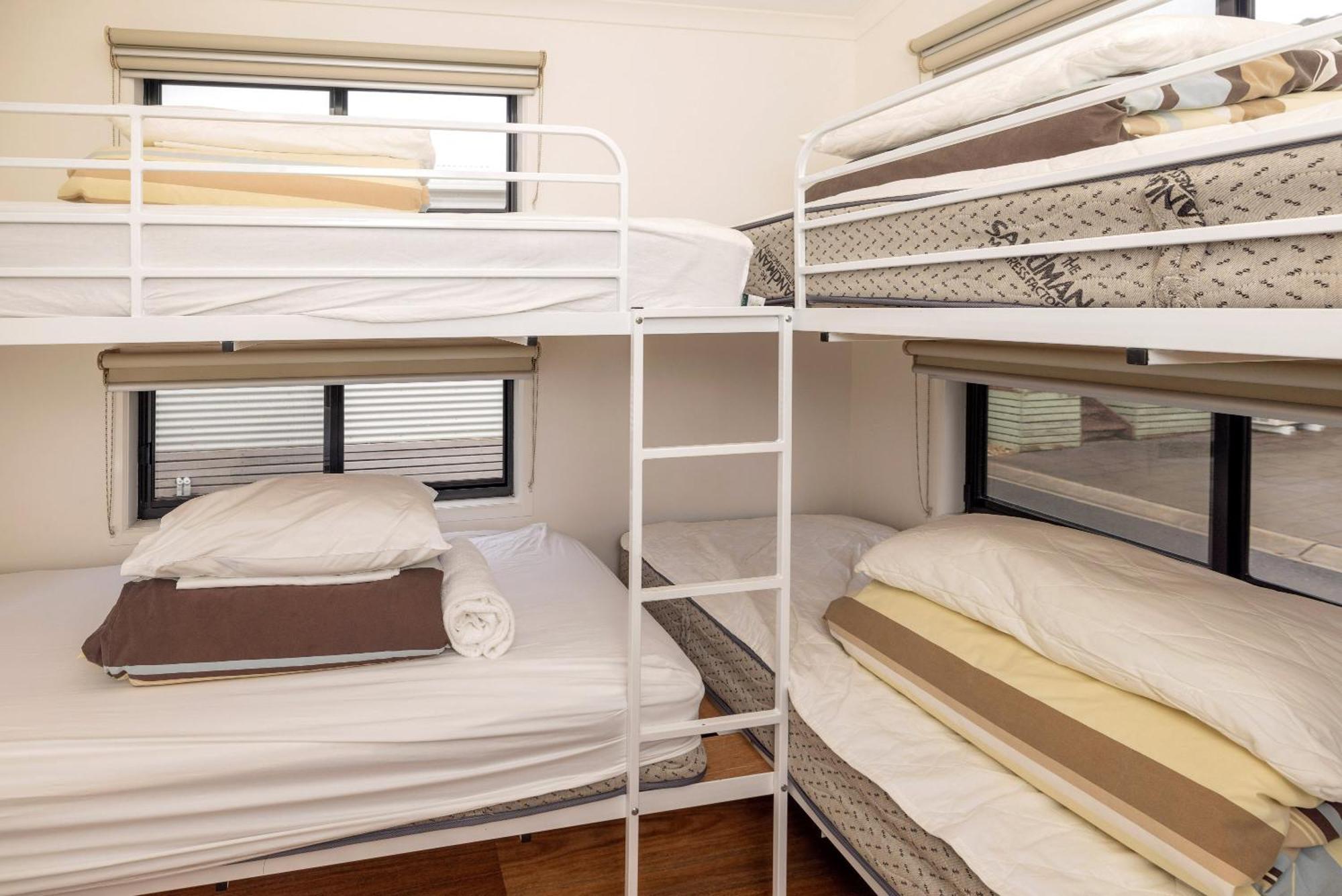 Big4 Apollo Bay Pisces Holiday Park Bagian luar foto