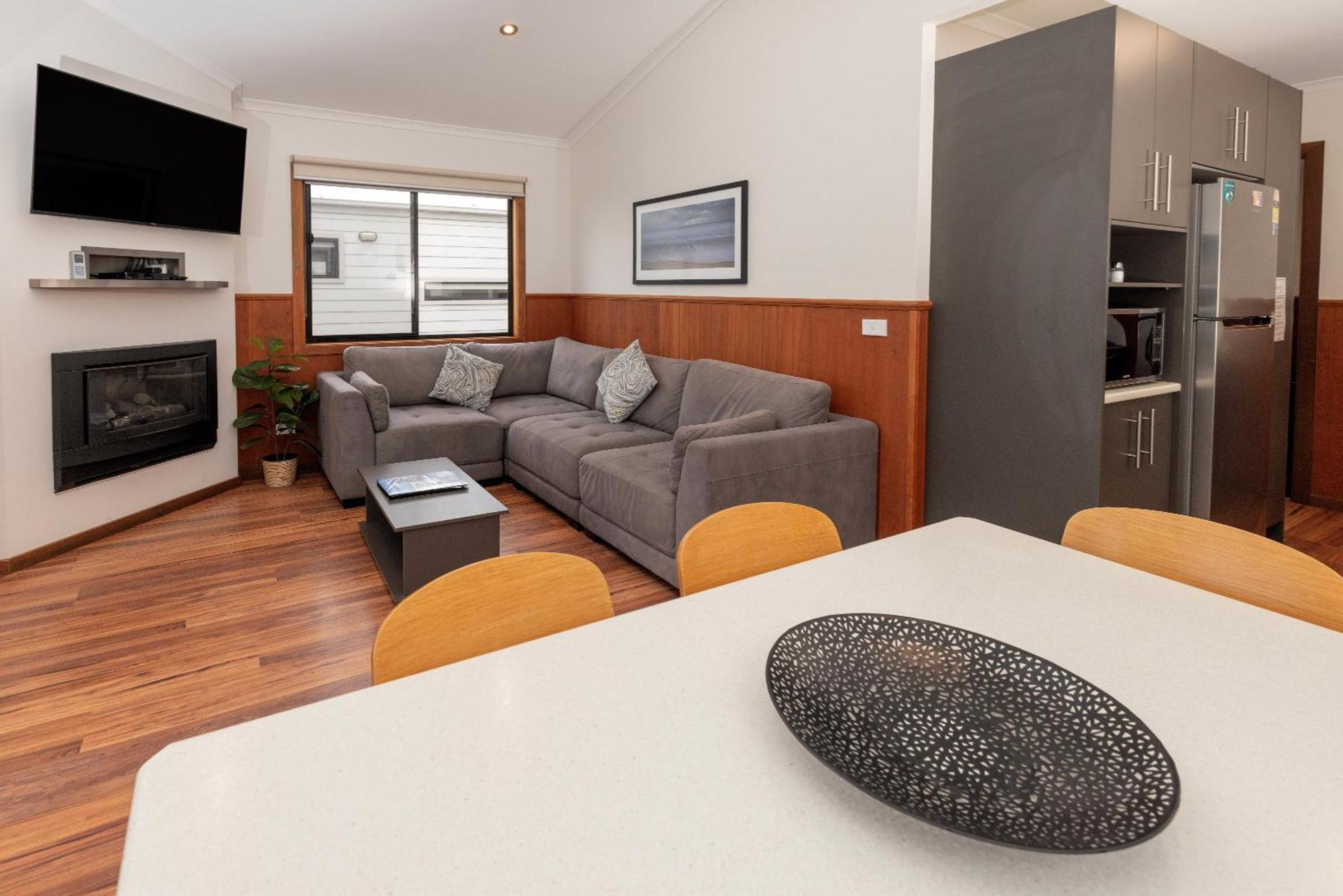Big4 Apollo Bay Pisces Holiday Park Bagian luar foto
