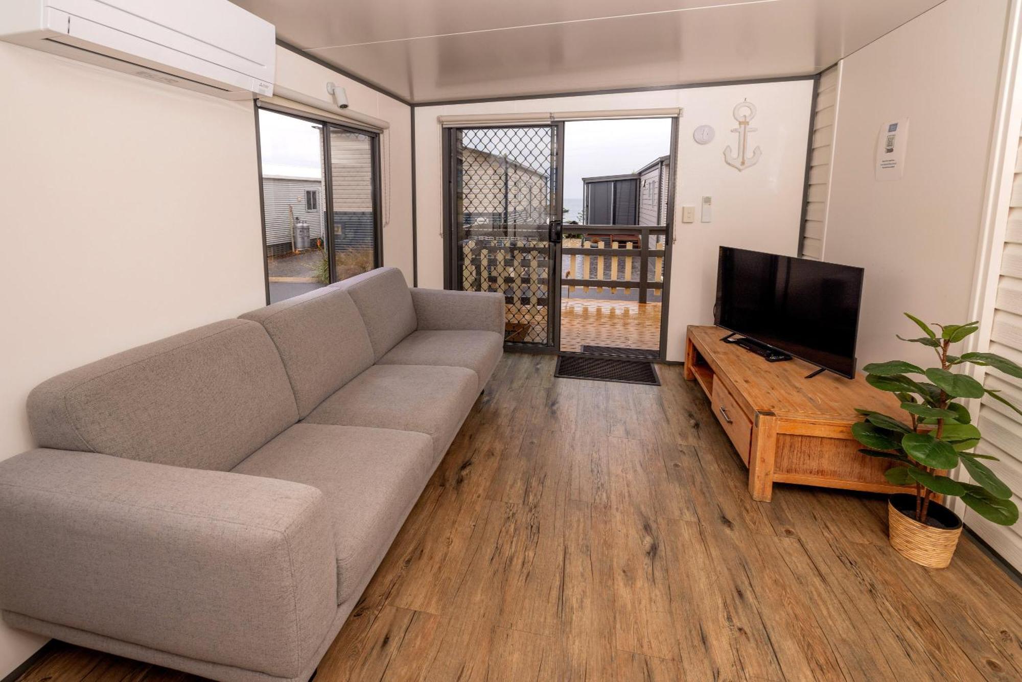 Big4 Apollo Bay Pisces Holiday Park Bagian luar foto